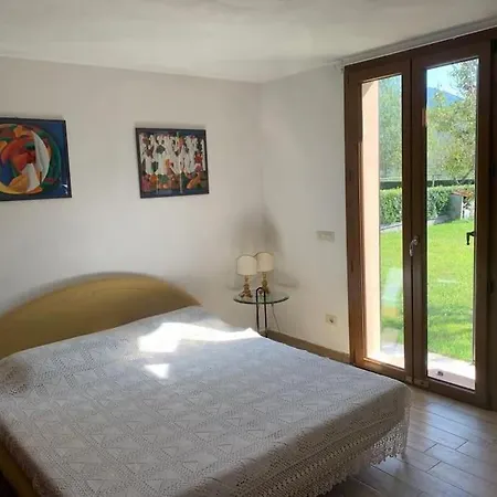 Il Melograno Daire Lucca